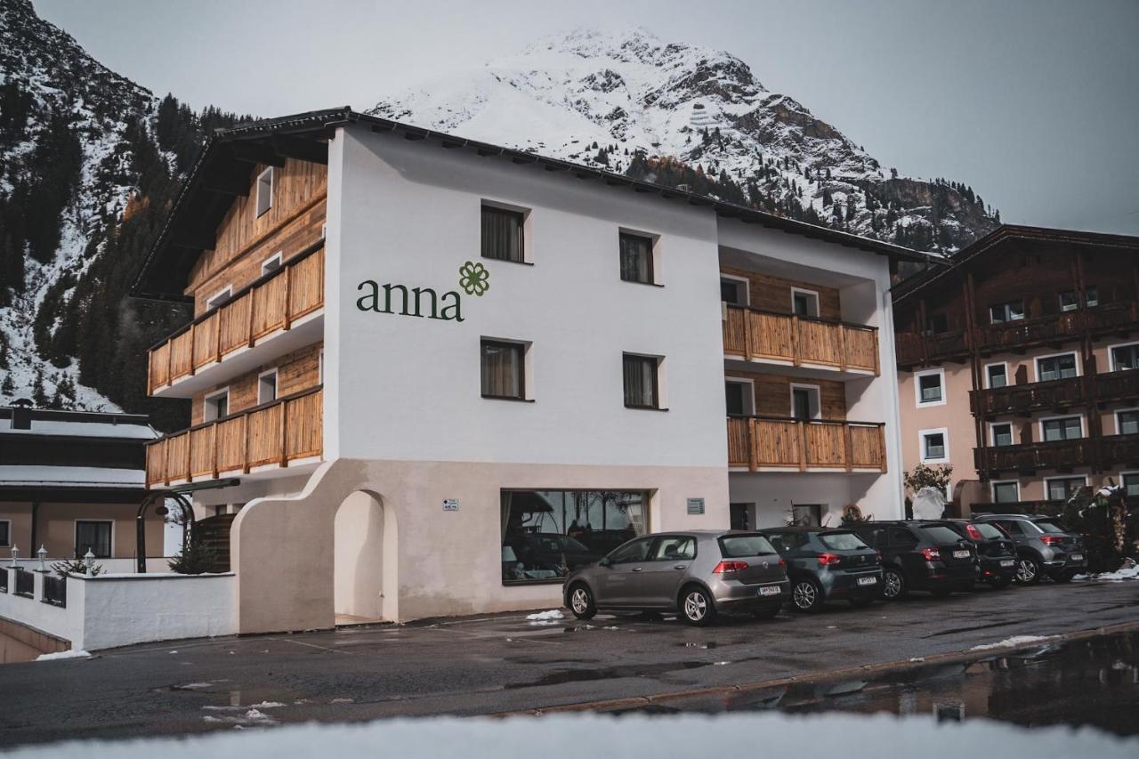 Pension Anna Hotel Sankt Leonhard im Pitztal Exterior photo